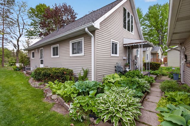 571 Acorn Trail, Horton, MI 49246