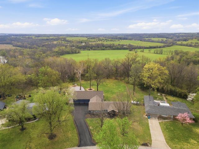 6308 S Glenridge Drive, Springfield, MO 65804