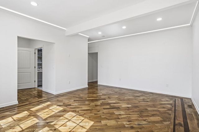 6308 S Glenridge Drive, Springfield, MO 65804