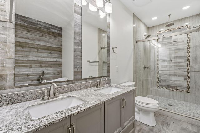 6308 S Glenridge Drive, Springfield, MO 65804