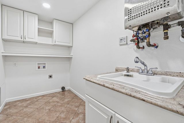 6308 S Glenridge Drive, Springfield, MO 65804