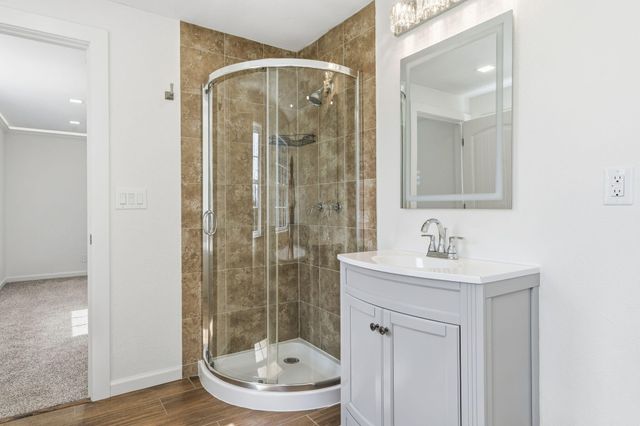 6308 S Glenridge Drive, Springfield, MO 65804