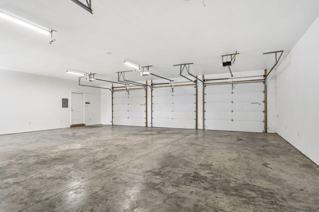 6308 S Glenridge Drive, Springfield, MO 65804