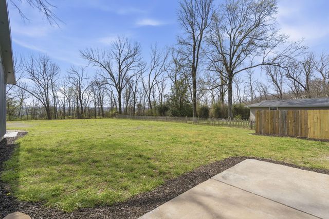 6308 S Glenridge Drive, Springfield, MO 65804