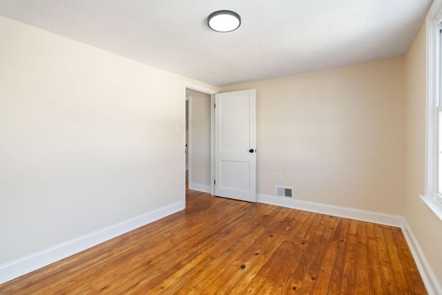 321 W 6th Street, London, KY 40741