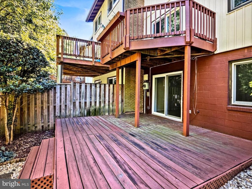3039 MISSION SQUARE, Fairfax, VA 22031