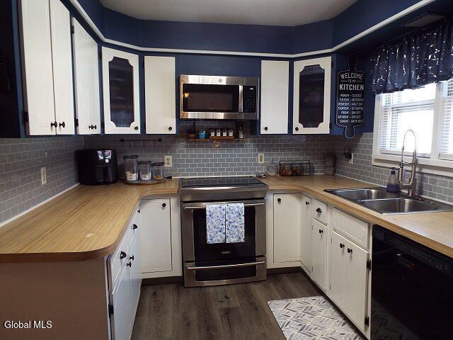 47 McClellan Avenue, Amsterdam, NY 12010