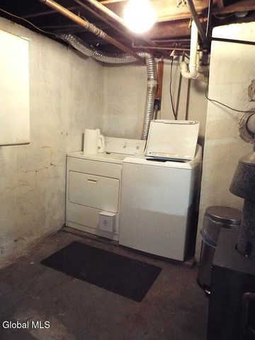 47 McClellan Avenue, Amsterdam, NY 12010