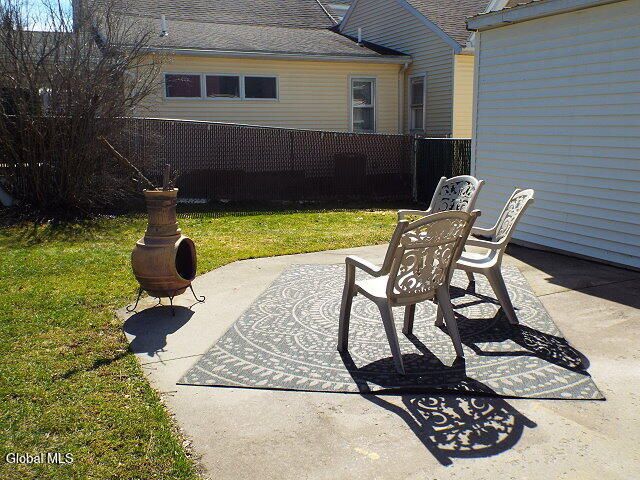 47 McClellan Avenue, Amsterdam, NY 12010