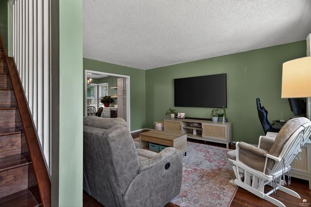 2508 Nutmeg, Manhattan, KS 66502