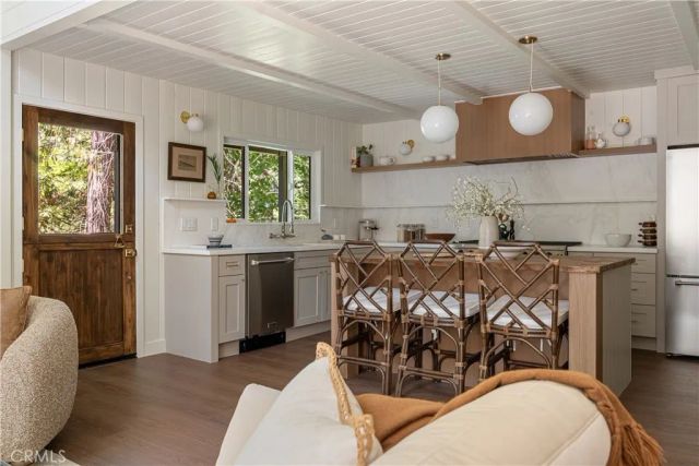 191 John Muir, Lake Arrowhead, CA 92352