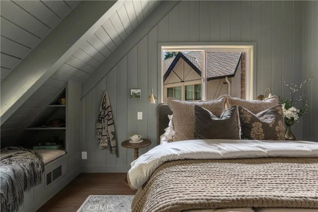 191 John Muir, Lake Arrowhead, CA 92352