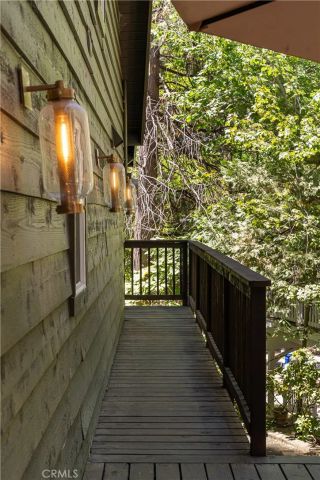 191 John Muir, Lake Arrowhead, CA 92352