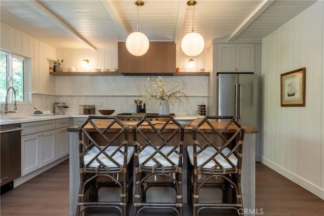 191 John Muir, Lake Arrowhead, CA 92352