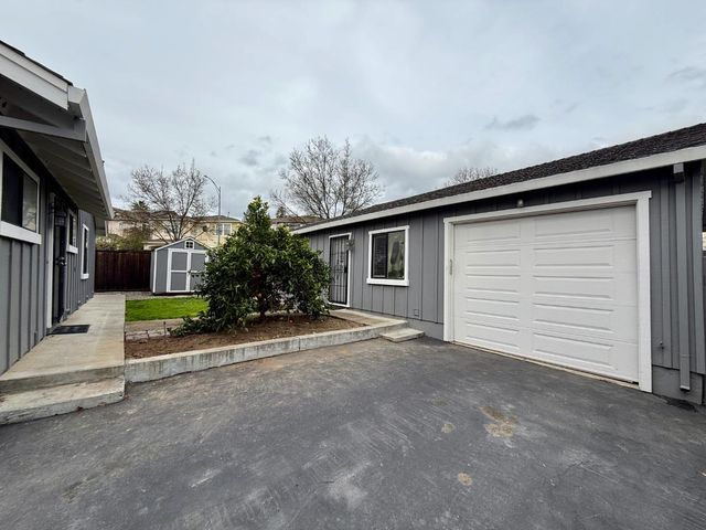 1462 Hervey Lane, San Jose, CA 95125