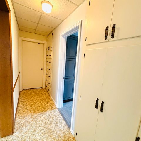 1144 W Hampton Road, Essexville, MI 48732