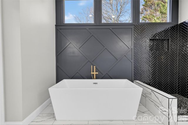 8905 Pennyhill Drive, Huntersville, NC 28078