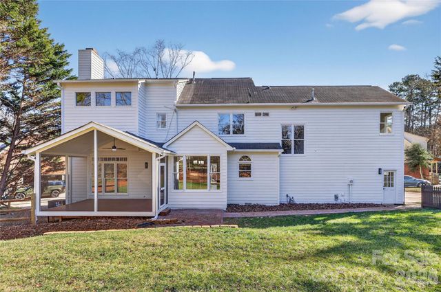 8905 Pennyhill Drive, Huntersville, NC 28078