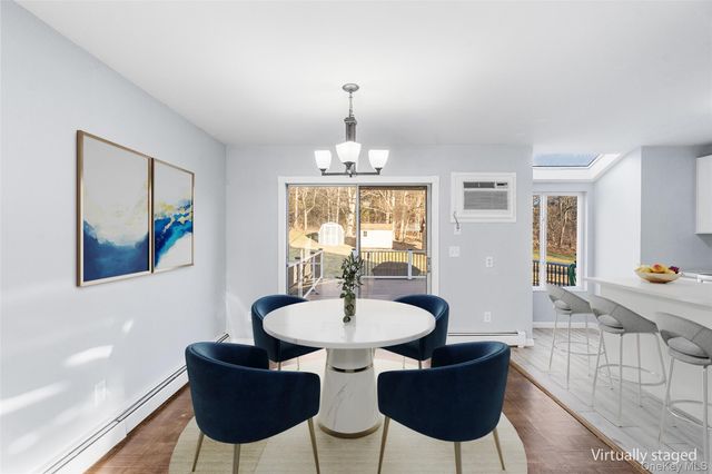 4 Franklin Place, Washingtonville, NY 10992