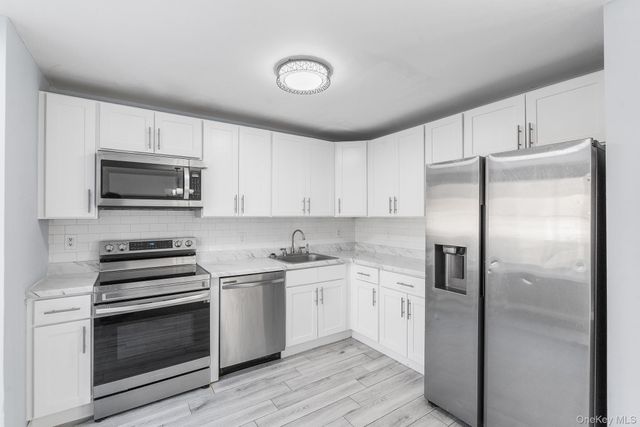 4 Franklin Place, Washingtonville, NY 10992