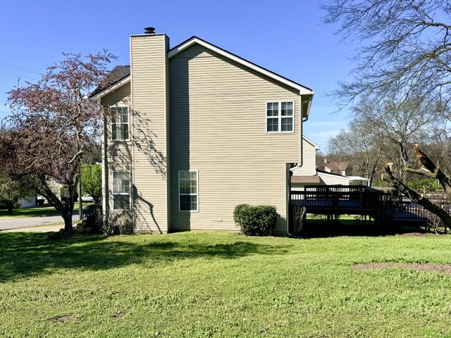 113 Waters Edge Ln, Hendersonville, TN 37075