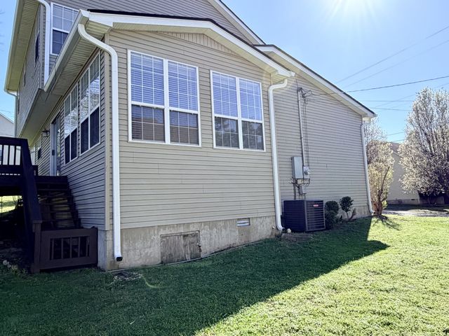 113 Waters Edge Ln, Hendersonville, TN 37075