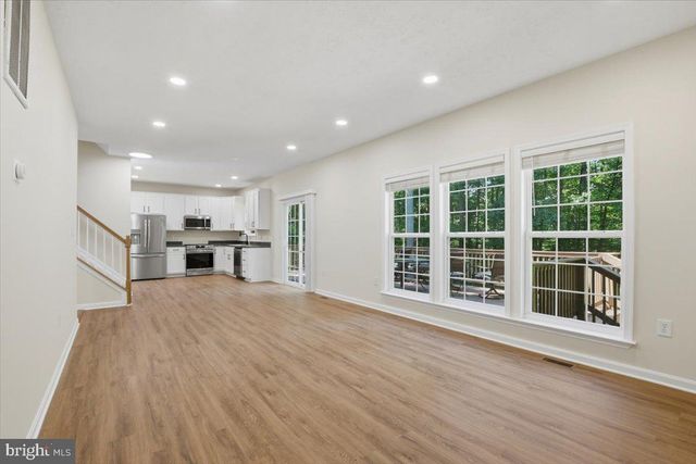 242 CEDAR RIDGE DR, Ruther Glen, VA 22546
