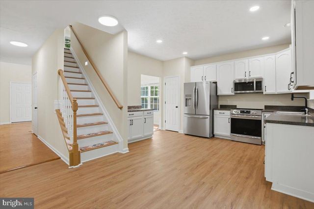 242 CEDAR RIDGE DR, Ruther Glen, VA 22546