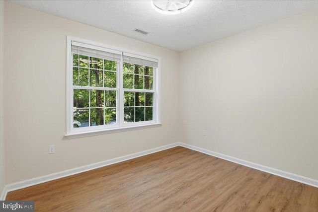 242 CEDAR RIDGE DR, Ruther Glen, VA 22546