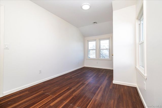 31 N Lewis Place, Rockville Centre, NY 11570