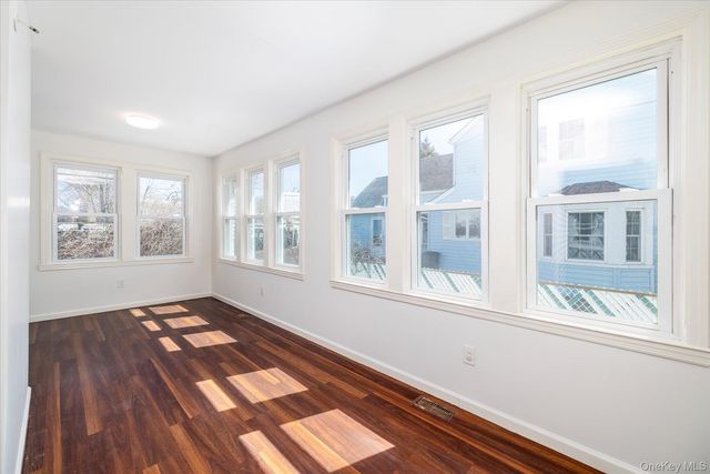 31 N Lewis Place, Rockville Centre, NY 11570