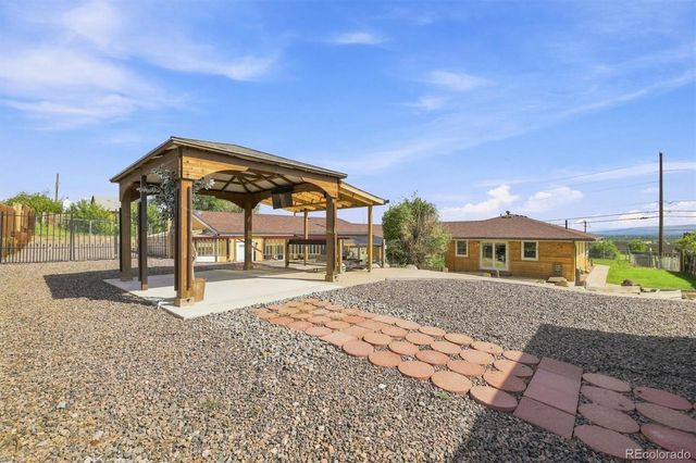 13405 W 82nd Avenue, Arvada, CO 80005