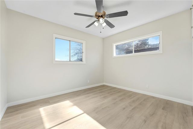 38520 12th E, Palmdale, CA 93550