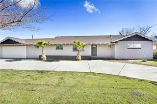 38520 12th E, Palmdale, CA 93550