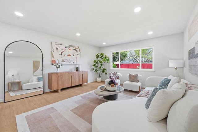 774 San Lucas Avenue, Mountain View, CA 94043