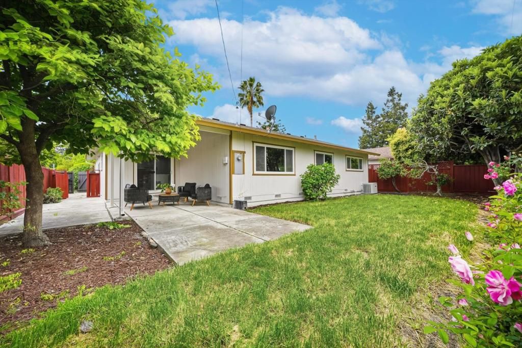Image 28 of property listing at 774 San Lucas Avenue, Mountain View, CA 94043