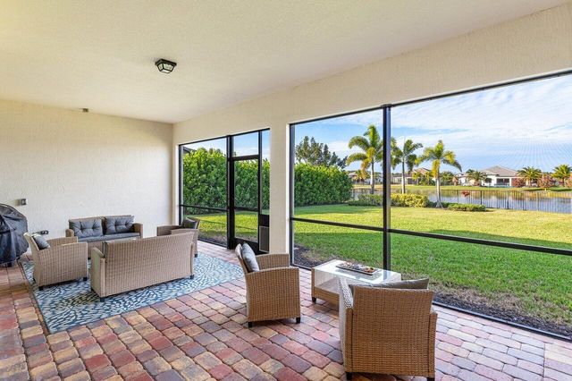 11533 Jeannine Street, Palm Beach Gardens, FL 33412