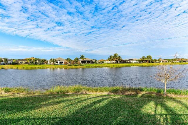 11533 Jeannine Street, Palm Beach Gardens, FL 33412