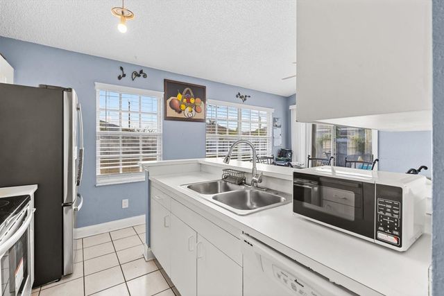 844 SW Jaslo Ave, Port St Lucie, FL 34953