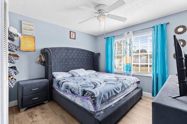 844 SW Jaslo Ave, Port St Lucie, FL 34953