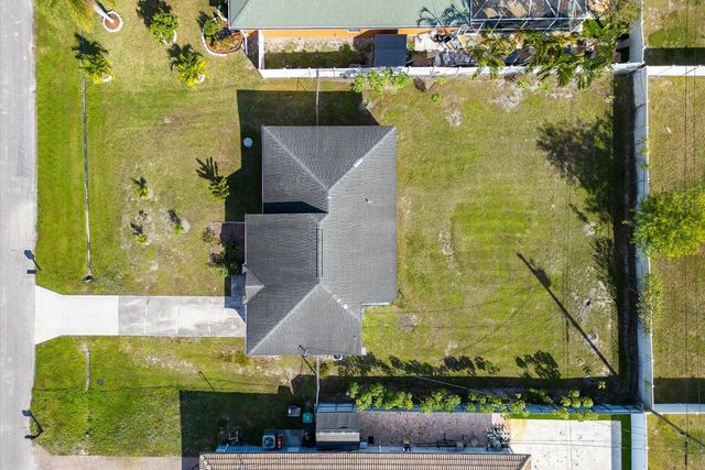 844 SW Jaslo Ave, Port St Lucie, FL 34953