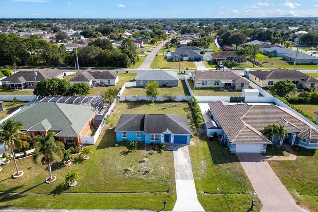 844 SW Jaslo Ave, Port St Lucie, FL 34953