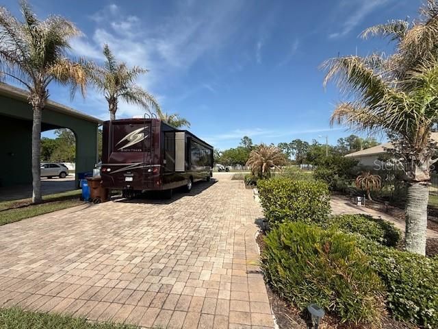 368 NOLANE LANE, Polk City, FL 33868