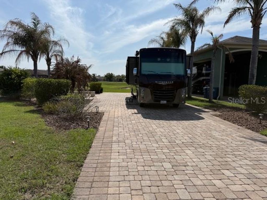 368 NOLANE LANE, Polk City, FL 33868