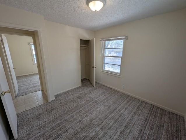 4201 S Deerfield, Wichita, KS 67216