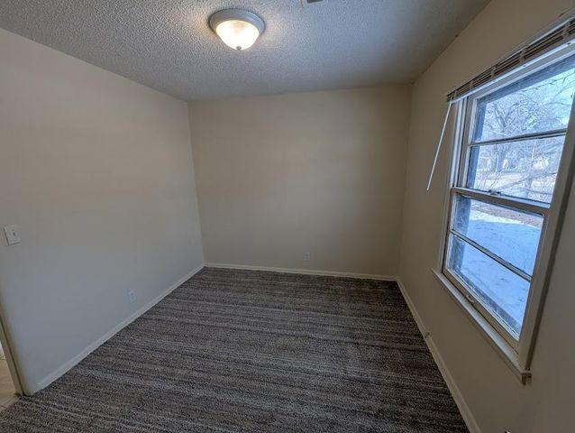 4201 S Deerfield, Wichita, KS 67216