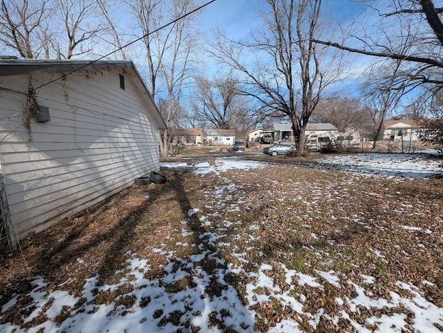 4201 S Deerfield, Wichita, KS 67216