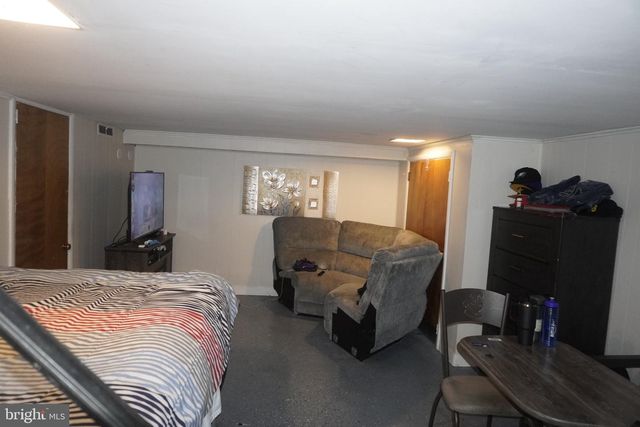 318 W 39TH ST, Wilmington, DE 19802