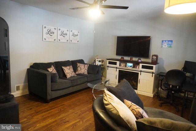 318 W 39TH ST, Wilmington, DE 19802