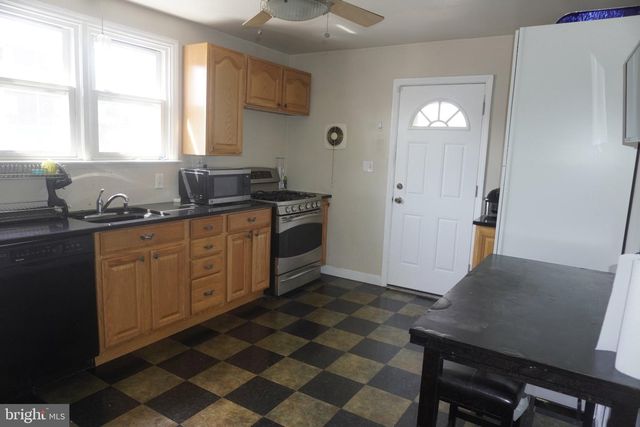 318 W 39TH ST, Wilmington, DE 19802